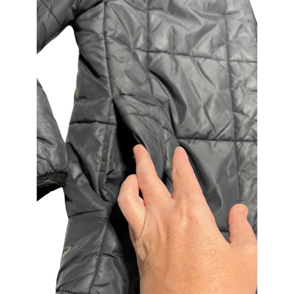 Women's Black Quilted Winter Coat Size Medium - Picture 6 of 8